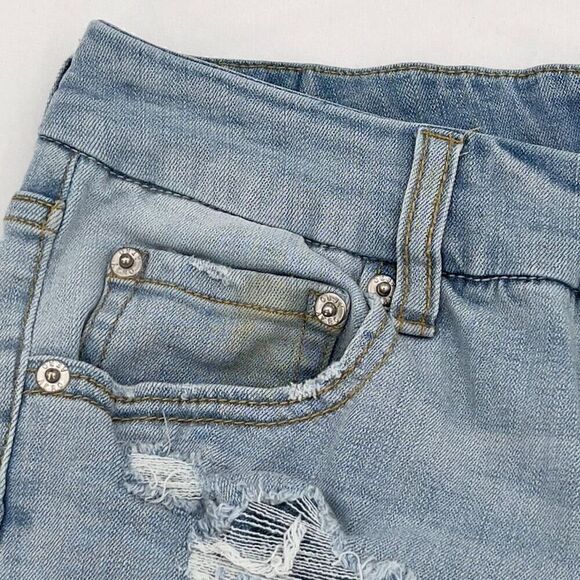 Aero Light Wash High Rise Curvy Midi 3" Distressed Ripped Jean Shorts Size 6 - Picture 2 of 6